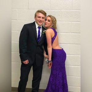 Beautiful, sparkly purple dress✨